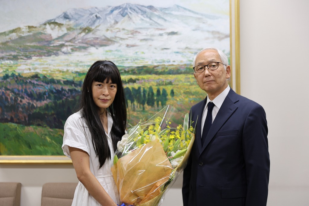 120周年記念講演会 -小林エリカさん講演-page-visual 120周年記念講演会 -小林エリカさん講演-ビジュアル