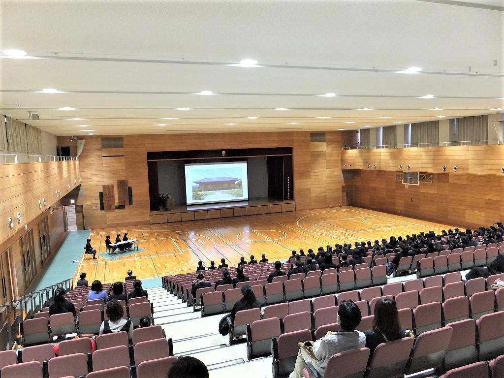 中2・中3 登校日の活動page-visual 中2・中3 登校日の活動ビジュアル
