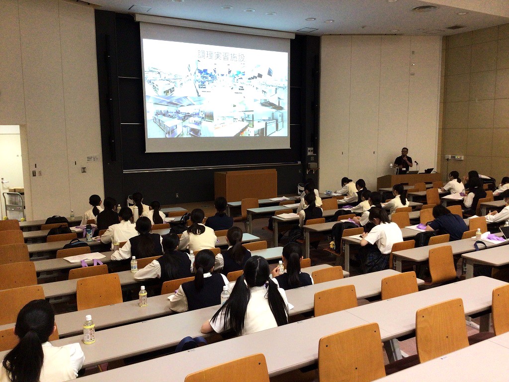 大学連携講座 -女子栄養大学訪問-page-visual 大学連携講座 -女子栄養大学訪問-ビジュアル