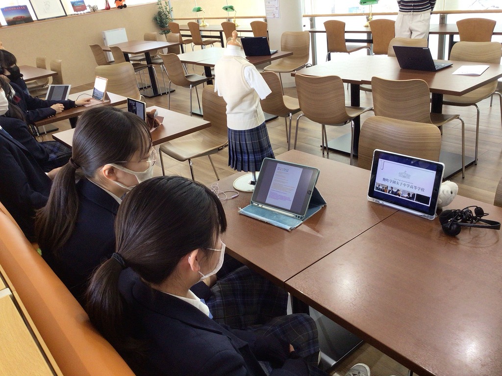 学校PR部 オンライン学校説明会page-visual 学校PR部 オンライン学校説明会ビジュアル